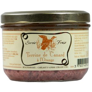 Eine Terrine mit Entenfleisch und Orange, hergestellt von Servir Frais Beauharnais.