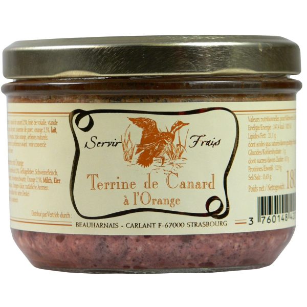 Eine Terrine mit Entenfleisch und Orange, hergestellt von Servir Frais Beauharnais.