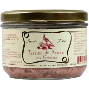 Eine Terrine mit Fasanenfleisch und Sauerkirschen, hergestellt von Servir Frais Beauharnais.