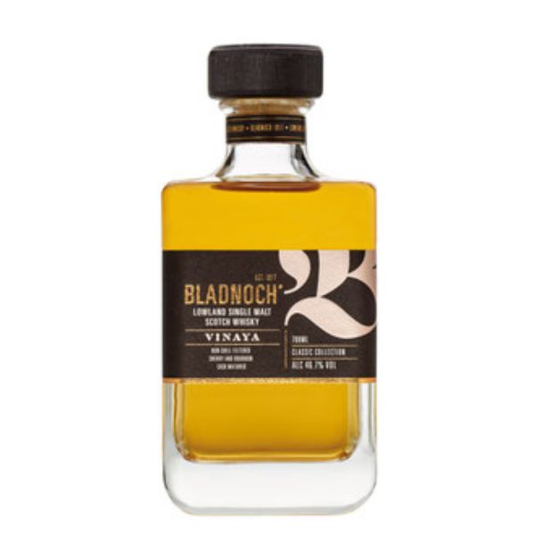Eine Flasche Bladnoch Vinaya, 0,7 l, mit einem minimalistischen, dunklem Etikett