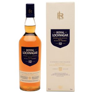 Flasche Royal Lochnagar 12 Jahre, 0,7 l – schwere, durchsichtige Flasche in einer schlichten Verpackung, die den königlichen Namen trägt.