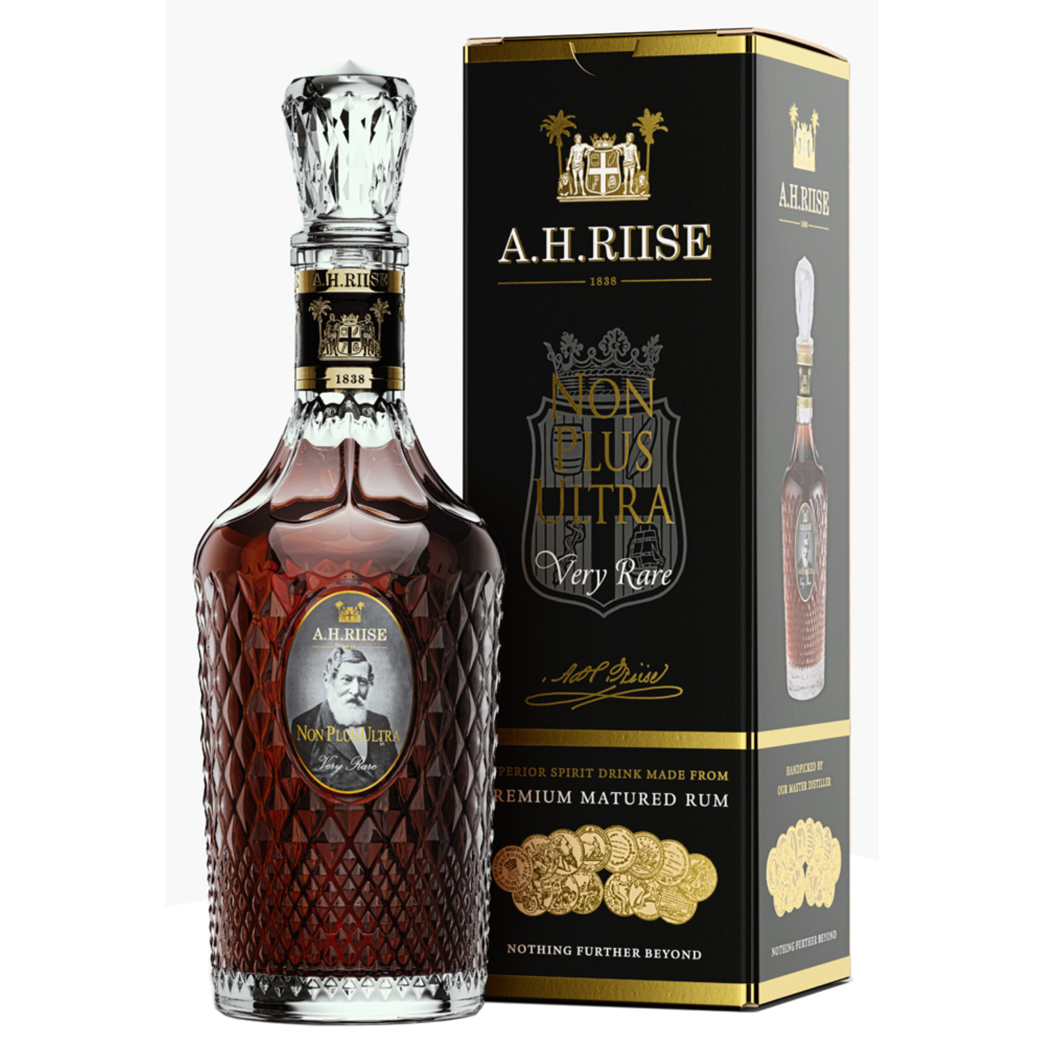 Flasche A.H. Riise Non Plus Ultra, 0,7 l – dunkler Rum in einem eleganten Dekanter