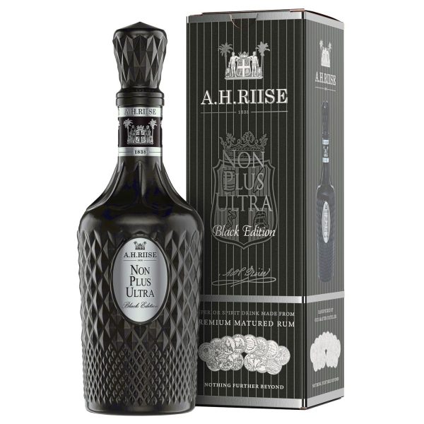 Flasche Old St. Croix A.H. Riise NPU Black Rum, 0,7 l – dunkler Rum in einer eleganten Flasche