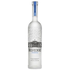 Flasche Belvedere Vodka, 0,7 l – klare, milchige Flasche mit dem Abbild des Warschauer Belweder-Palastes