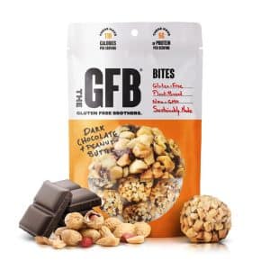 Beutel „Dark Chocolate Peanut Butter Bites“ von The Gluten Free Brothers – glutenfreie Protein-Snacks mit Erdnussbutter und dunkler Schokolade.