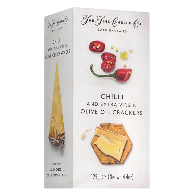 Packung Chili-Cracker von The Fine Cheese Co. aus Somerset – knusprige Cracker mit würziger Chili-Note, 125 g.